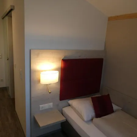 Gaestehaus Stahuber Estalagem Feldkirchen-Westerham