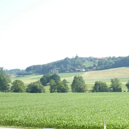 Gaestehaus Stahuber *