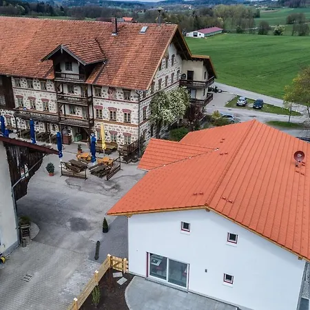 Gaestehaus Stahuber * Feldkirchen-Westerham